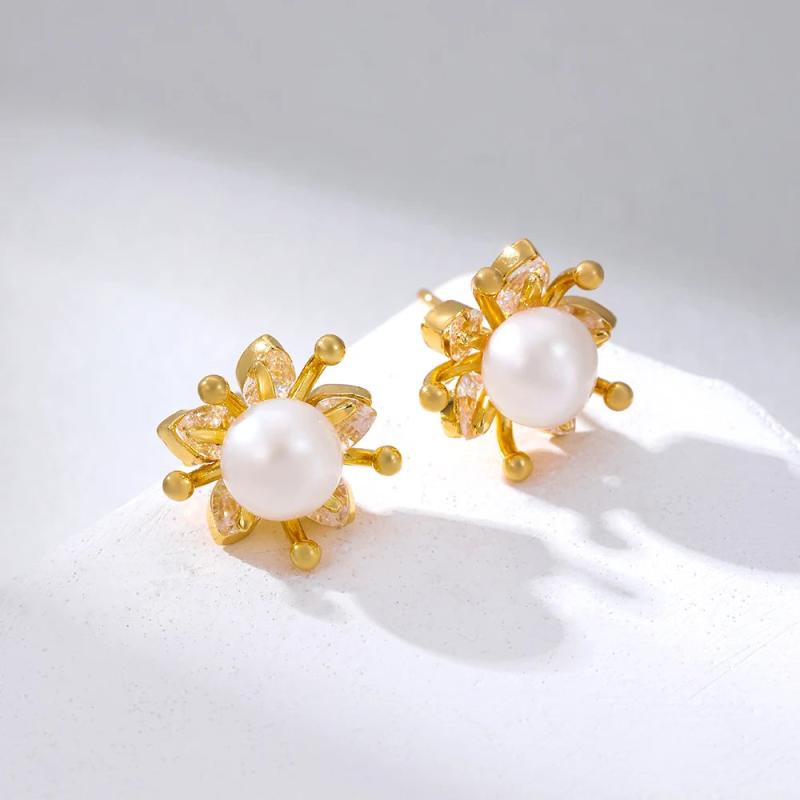 European Copper Metal Pearl Earrings Retro Style Jewelry for Women