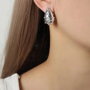 Geometric Teardrop Pearl Earrings