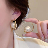 Silver Needle Pearl C-Shaped Earrings