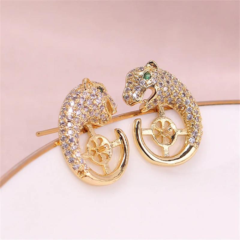 Copper Plated 18k Leopard Head Zircon Pearl Earrings S925 Silver Needle