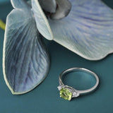 1.1ct Peridot 925 Silver Ring for Women Wedding