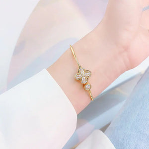 Four Leaf Clover Rotatable Bracelets Tiny Women Bracelets