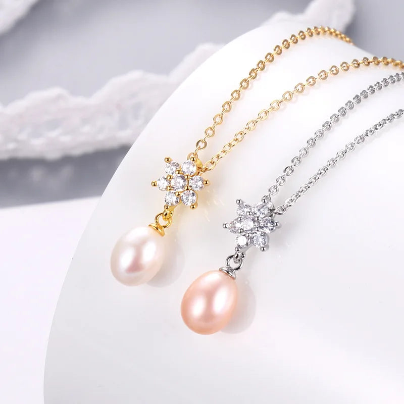 Japanese Style Snowflake Diamond Flowers Pendant