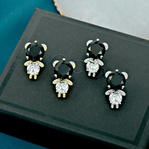 Japanese Bear Zircon Earrings Cute and Stylish Cartoon Animal Girl Earrings