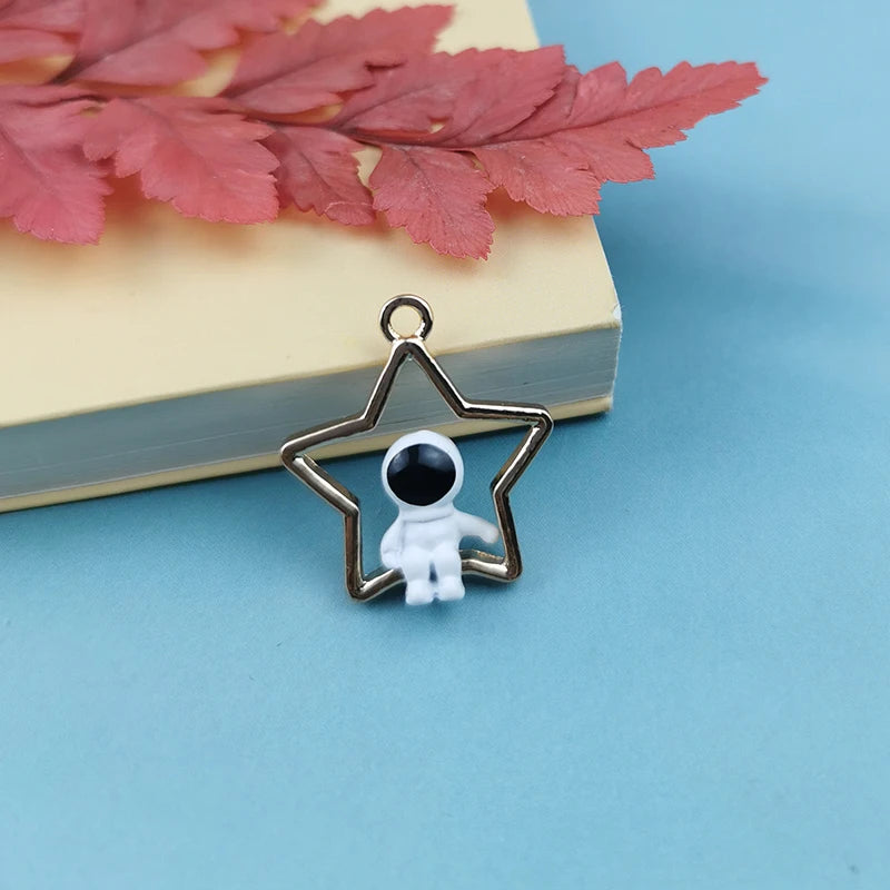 10pcs Astronauts Enamel Charms Alloy Moon Stars Pendant DIY Earring