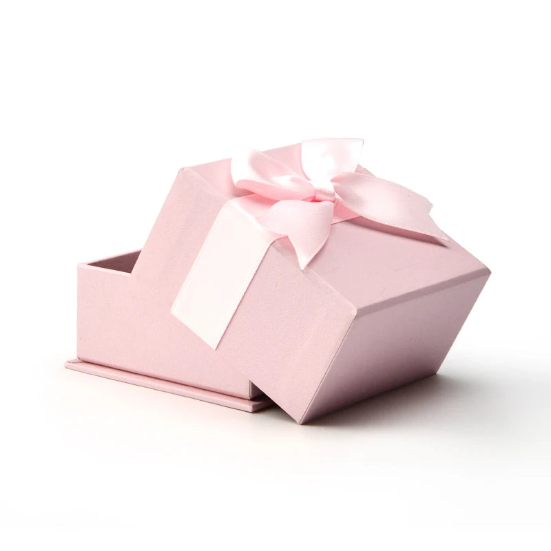 Elegant White Jewelry Box with Lock and Key