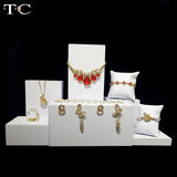 PU Solid Geometry Necklace Holder Jewelry Display Stand