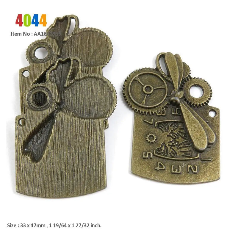 Clock Movement Cog Steampunk Peacock Tail Numeral 0 Heart Gun