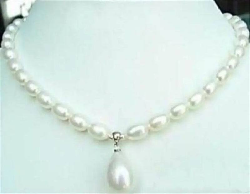 Akoya Cultured Pearl & Shell Pearl Pendant Necklace