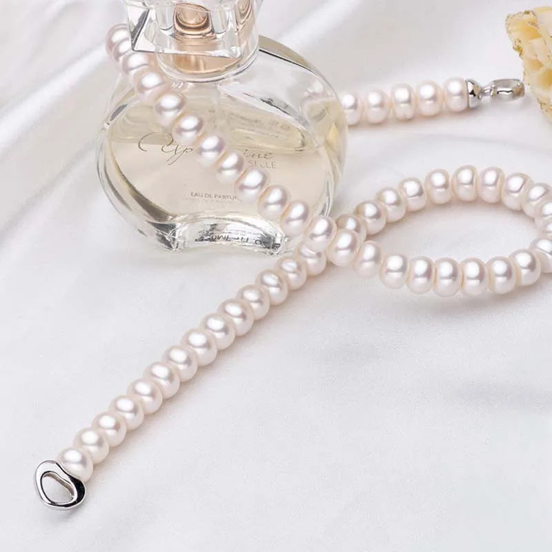 Heart-Shaped Buckle Freshwater Pearl Necklace Platinum Plated