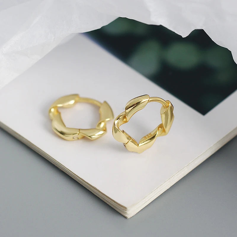 Vintage Geometric Twist Huggie Round Hoop Earrings