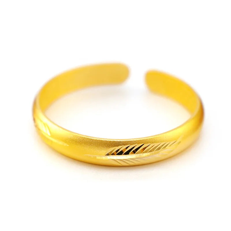 BR43 Feather Round 24KT Opening Bracelet Bangle