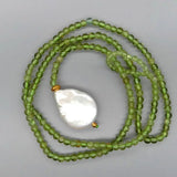 KKGEM 25'' Natural Keshi Pearl Peridot Lariat Necklace