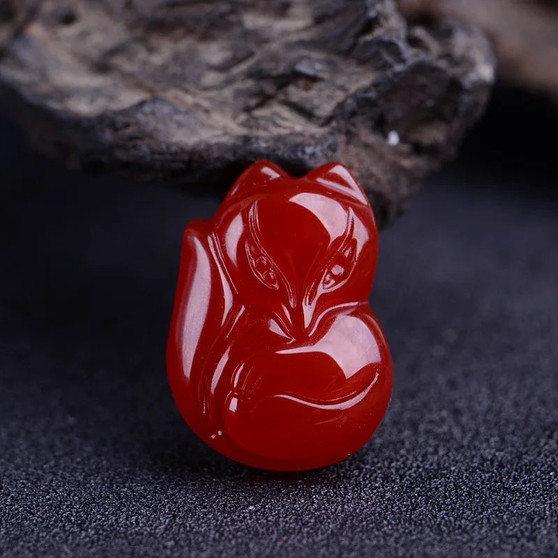 Red Stone Carved Fox Pendant Necklace Crystal Auspicious Jewelry