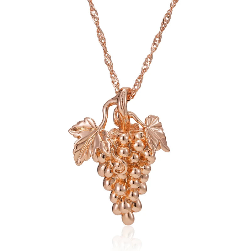 Kienl Glossy Grape Pendant Necklace for Women