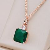 Kinel Green Stone Pendant Necklace 585 Rose