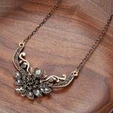 Kinel Gray Crystal Flower Pendant Necklace Vintage Jewelry