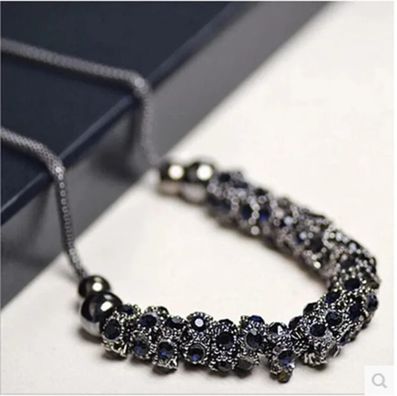 Short Female Necklace Hot-Selling Dark Necklace