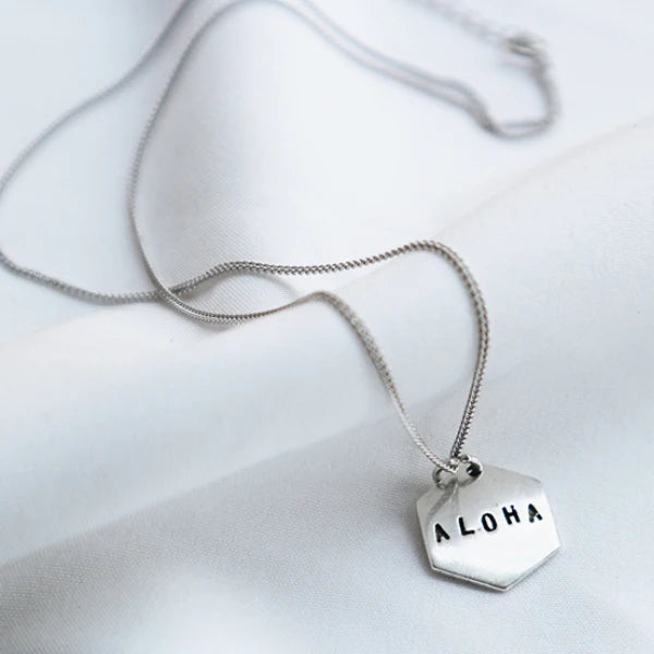 Minimalistic Geometric Pendant Necklace in 925 Silver