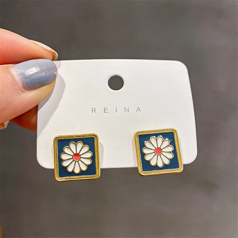 Vintage Flower Enamel Stud Earrings Boucle d'oreille Brincos