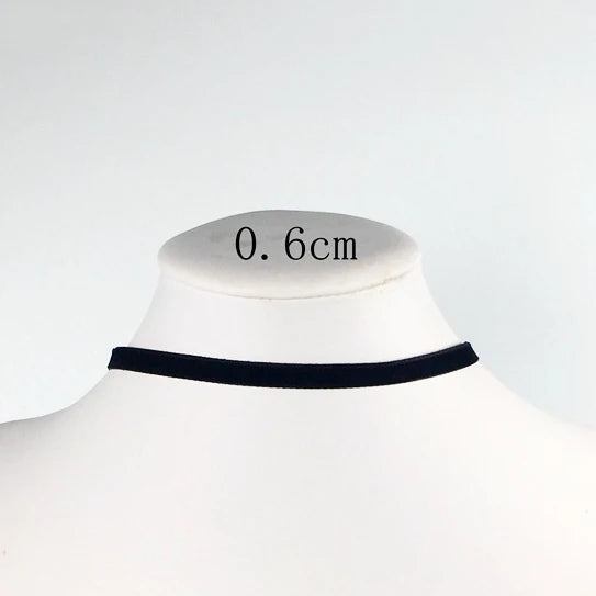 Gothic Soft Velvet Choker Necklace Women's Neck Jewelry