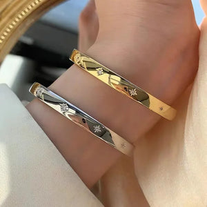 Golden Cubiz Star Bracelet Bangle for Woman