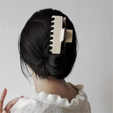 Geometric Claw Clip for Women Large Acrylic Shark Catches Clamp