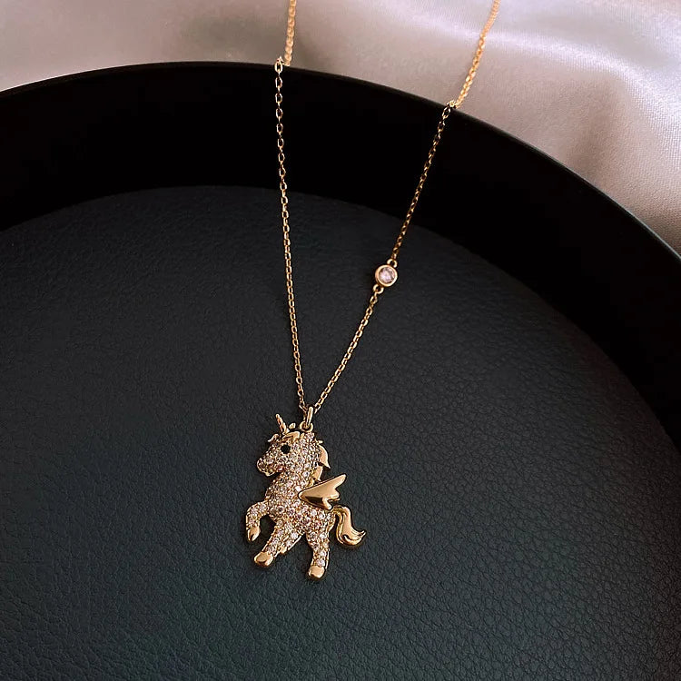 Personality Rhinestones Unicorn Pendant Necklace Sweet Girl Women Jewelry