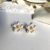 Pearl Flower Clip on Earrings Daisy Shape Clip Earrings Without Piercing