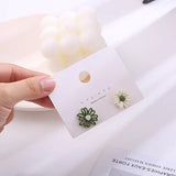 Asymmetric Small Daisy Clip on Earrings No Piercing Female Women