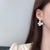 Daisy Flower Clip Earrings Summer Matte Pink Small Flower Pearl Clip Earrings