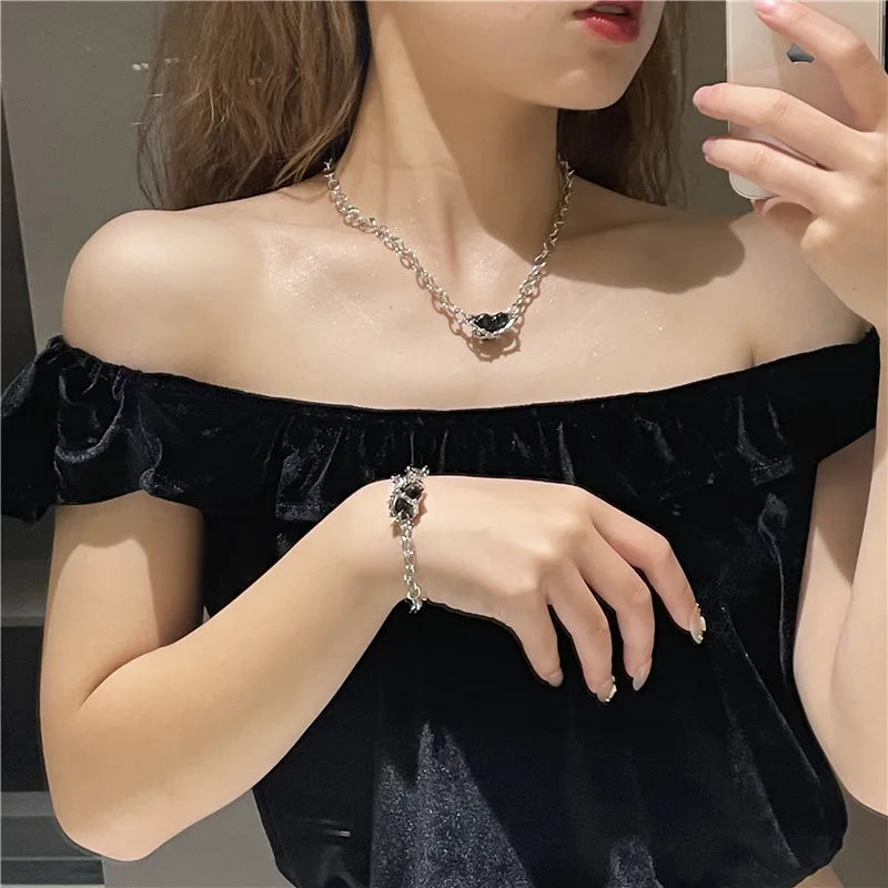 Thorns Love Pendant Necklace Vintage Metal Chain Short Y2K 90s