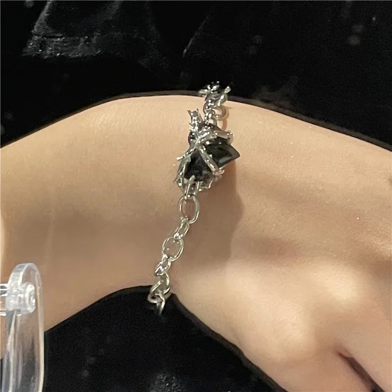 Thorns Love Pendant Necklace Vintage Metal Chain Short Y2K 90s