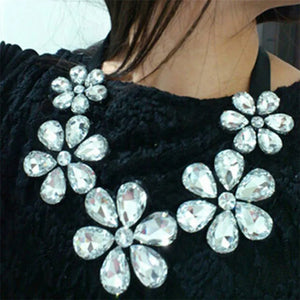 Flower Stone Crystal Choker Necklace Lovely Lace Statement Maxi Chunky Necklace