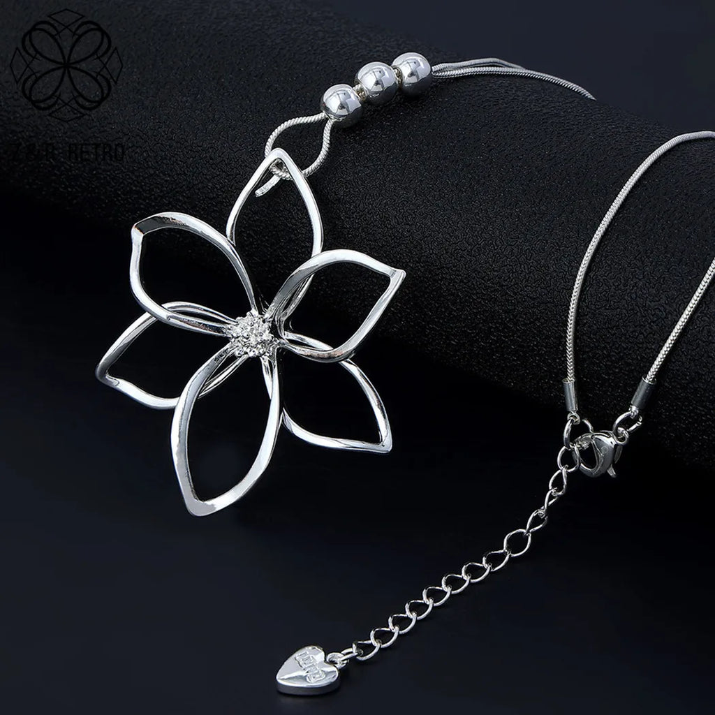 Vintage Flower Collar Necklace Pendant Jewelry for Women