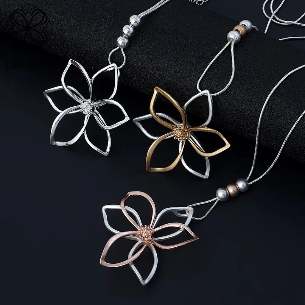Vintage Flower Collar Necklace Pendant Jewelry for Women