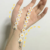 Small Fresh Daisy Lace Hand Weaving Sweet Flowers Necklace