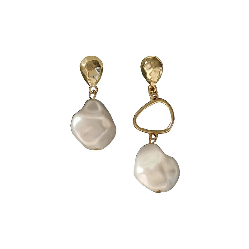 Vintage Irregular Pearls Resin Clip Earrings for Women