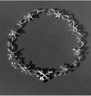 Hip Hop Thorns Love Necklace Metal Cold Wind Clavicle Chain