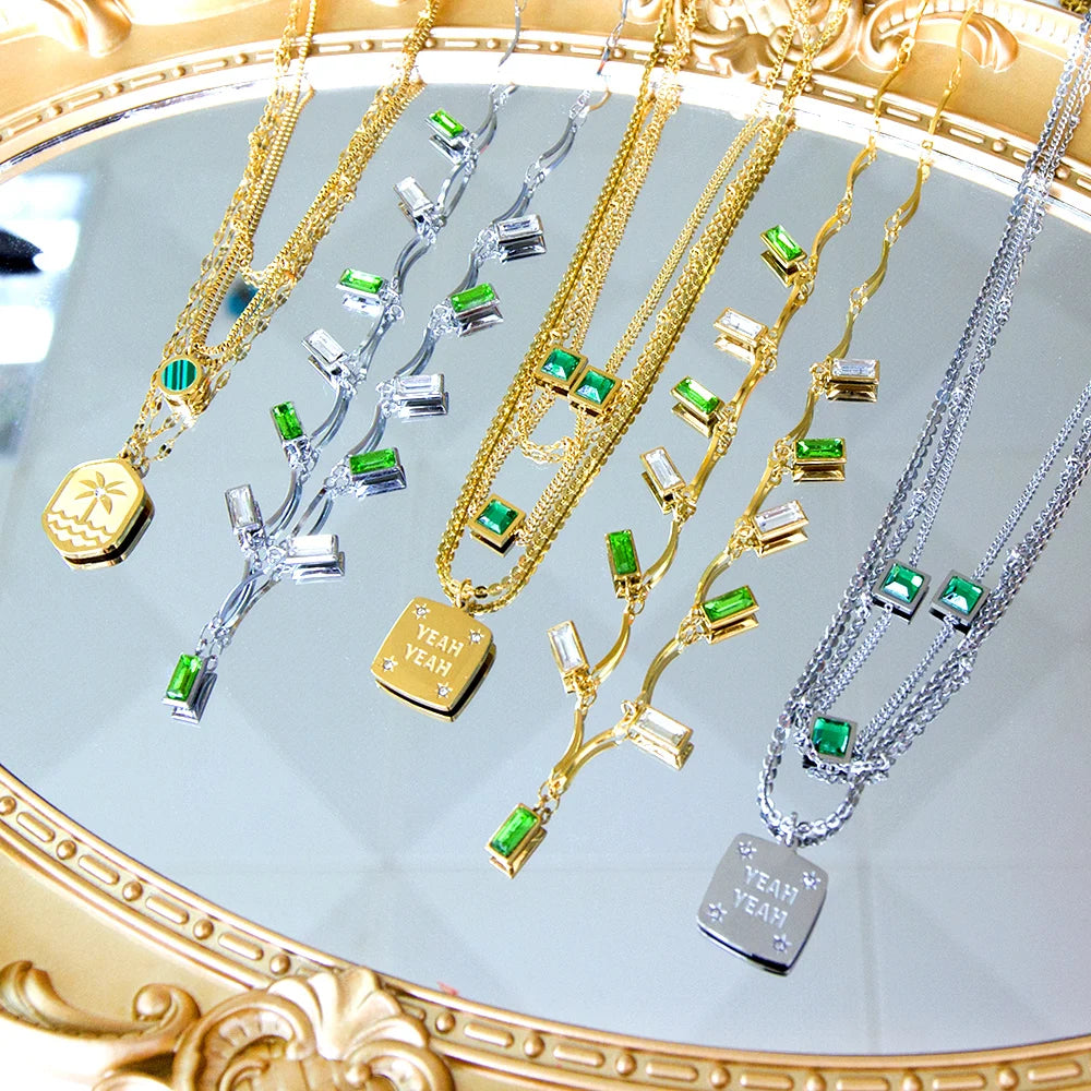 Vintage Green Crystal Pendant Necklace - Christmas Y2K Jewelry Gift