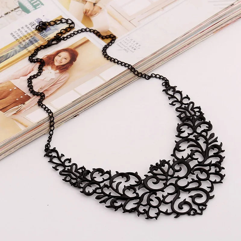 Vintage Flower Choker Necklace for Women Boho Statement Jewelry
