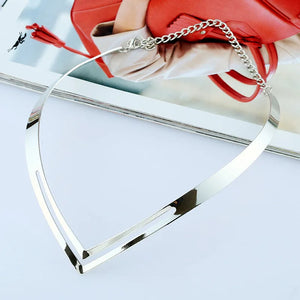 Rock V Metal Hollow Choker Necklace Women Statement Clavicle Collar