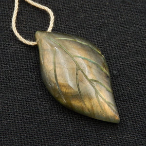 Labradorite Leaf Pendant, Carved Leaf, High Quality Labradorite Pendant