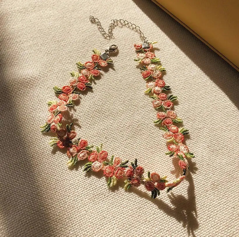 Vintage Lace Floral Neckband Embroidered Collar