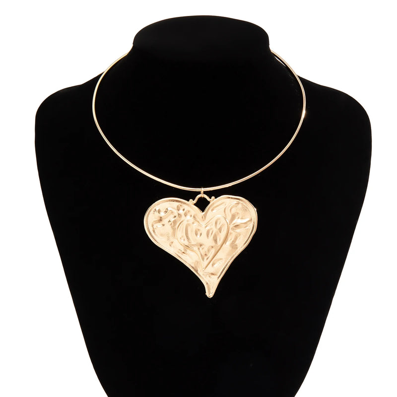 Punk Big Heart Pendant Collar Choker for Women Charm Necklace Ladies Party Gift