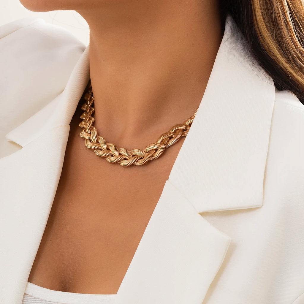 Vintage Twisted Flat Snake Choker Necklace for Women Chunky Chain Jewelry