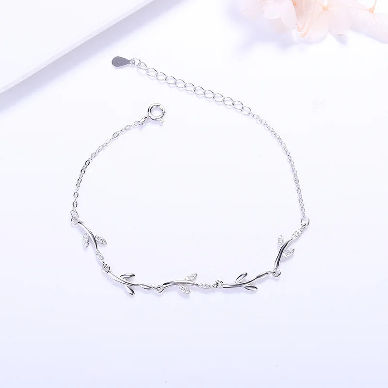 Small Leaves Bracelet - Pure and Fresh Silver Bracelet for Girls