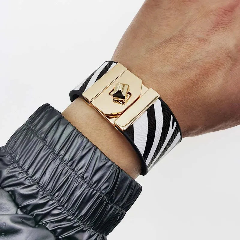 Leopard Punk Wrap Charm Leather Bracelet For Women