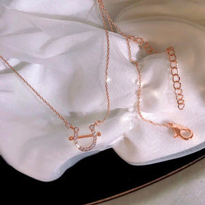 Horseshoe Pendant Necklace U-Shaped Female Niche Sense Clavicle Chain