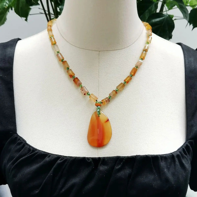 Real Stone Orange Green Necklace Agate Pendant Crystal Choker
